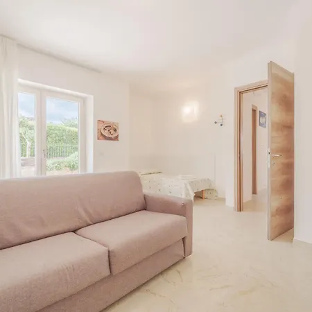 Mia Apartment