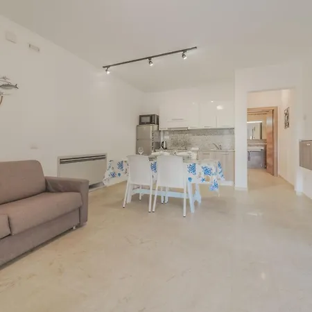 Mia Apartment *